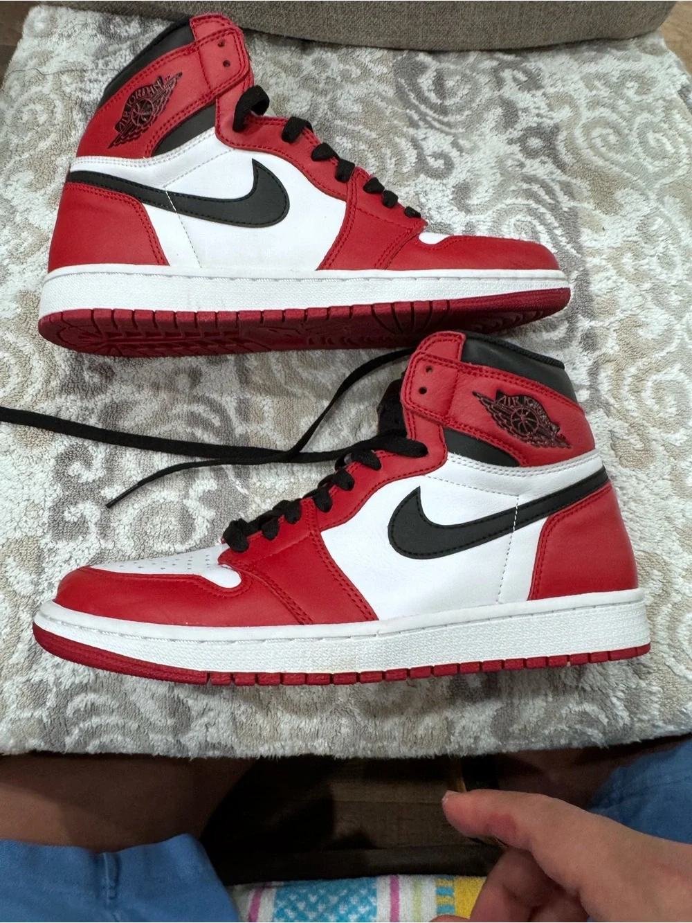 Air Jordan 1 Retro Chicago 2015